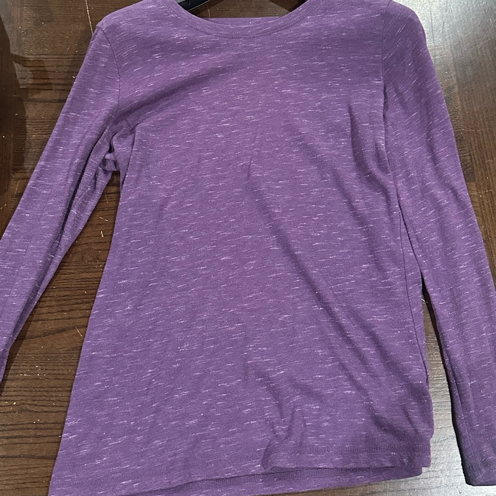 Long sleeve women’s tee size medium